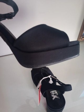 Sandalias XTI Negras Talla 36