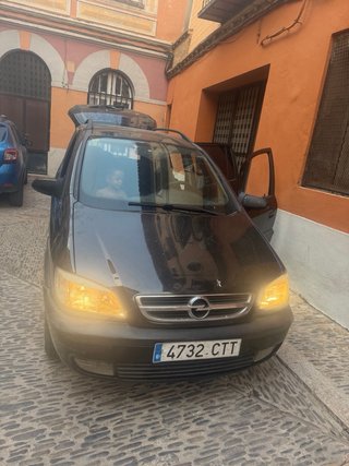 Opel Safira 2005