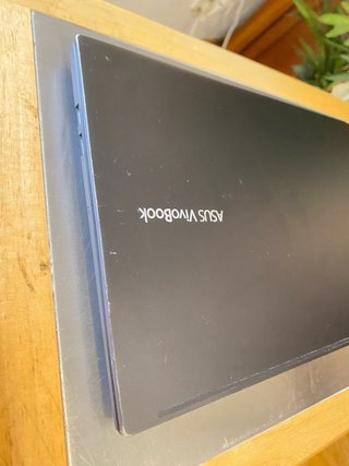 ASUS VivoBook 15 Ryzen 7 · 12GB · SSD 512GB