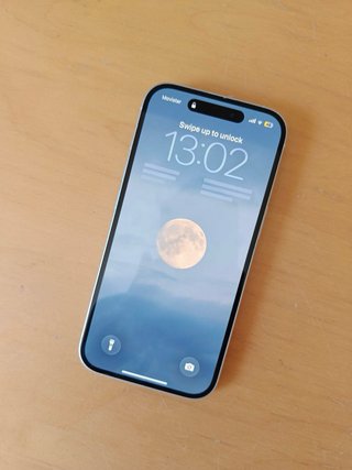 iPhone 15 blu chiaro