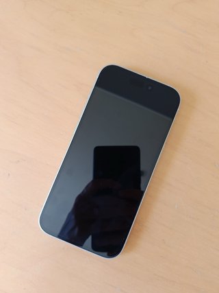 iPhone 15 blu chiaro