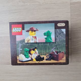 LEGO Adventurers 5903 Dino Island Johnny Thunder