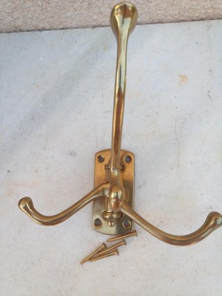 Perchero antiguo.