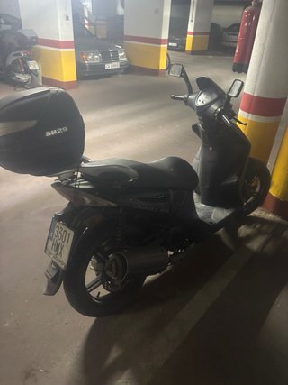 Moto Scooter 125cc Negra