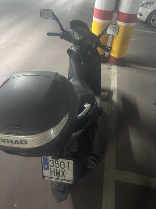Moto Scooter 125cc Negra