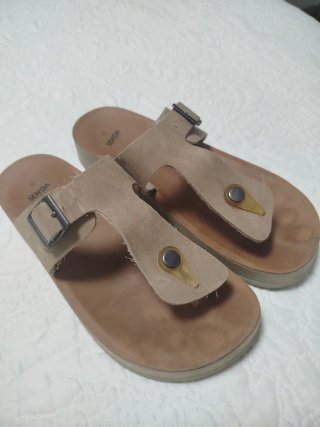 Sandalias Beige Talla 40