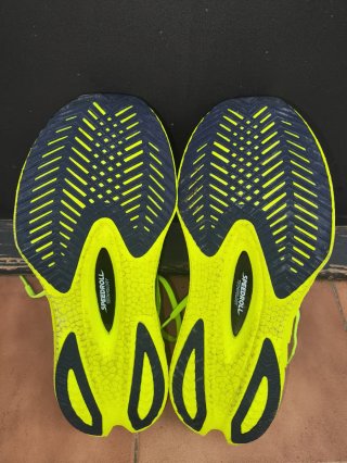 Saucony Endorphin Pro 4 Amarillo