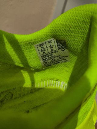 Saucony Endorphin Pro 4 Amarillo