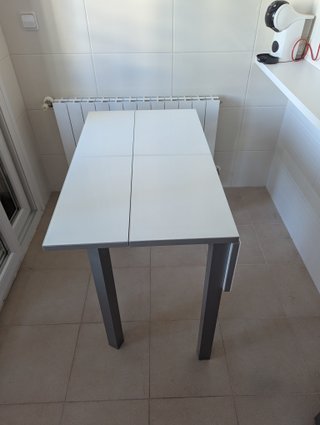 Mesa Cocina Cristal Extensible + 2 Sillas