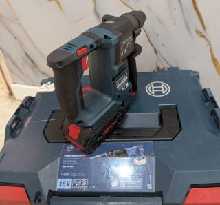 Set Bosch GSA 18 V-LI Professional