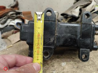 Bomba Hidráulica Negra