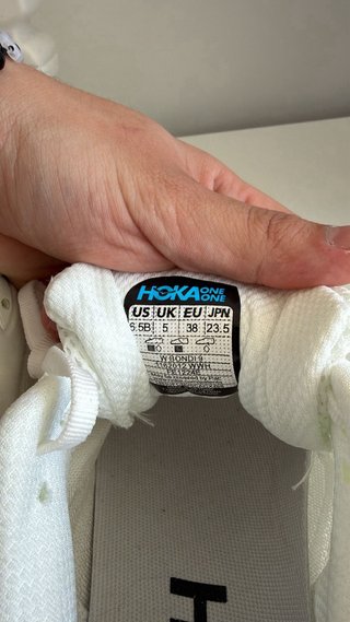 Hoka Bondi 9 Blancas