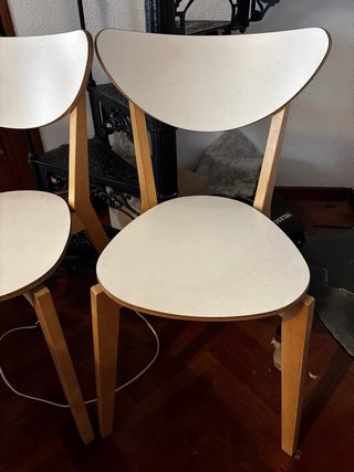 Mesa redonda madera Ikea Lisabo y 5 sillas