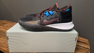 Nike Kyrie Flytrap V Talla 41 Baloncesto