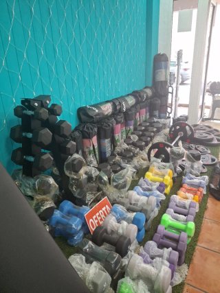 Coppia di manubri da 5 kg nuovi