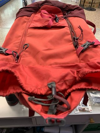 Mochila Quechua 20L Trekking Roja/Morada