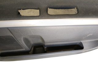 GUARNECIDO PUERTA TRASERA DERECHA TOYOTA COROLLA