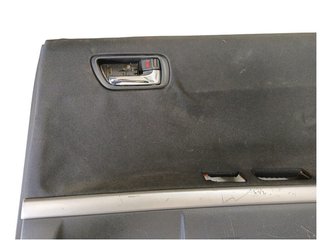 GUARNECIDO PUERTA TRASERA DERECHA TOYOTA COROLLA