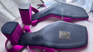 Tacones Fucsia Brillantes