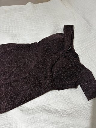 Vestido de fiesta morado y plateado