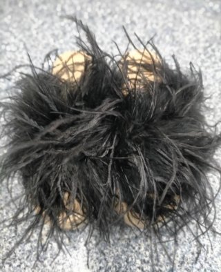 Sandalias cuña con plumas