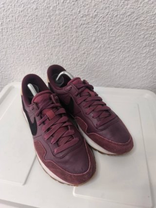 Nike Air Pegasus 83