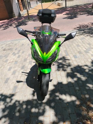 Kawasaki ER6F ABS 2015 Limitada A2