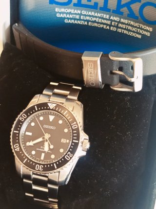 Reloj Seiko Diver SNE573