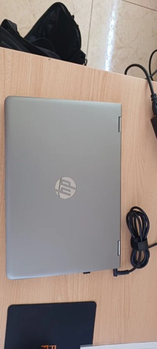 HP Pavilion x360: Laptop Convertibile