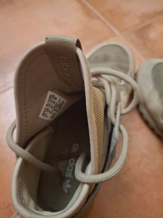 Adidas Tubular Beige/Arena - Poco Uso