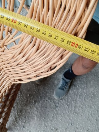 Poltrona alta in vimini naturale