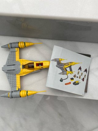 Nave espacial LEGO