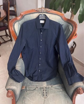 Camisa Calvin Klein hombre. Ver medidas