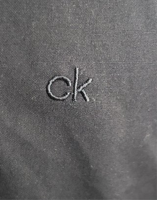 Camisa Calvin Klein hombre. Ver medidas