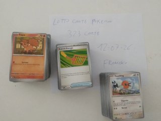 Lotto carte Pokemon e accessori