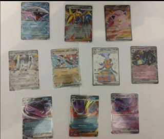 Lotto carte Pokemon e accessori