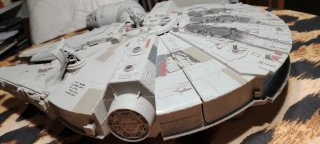 Nave star wars Halcón milenario