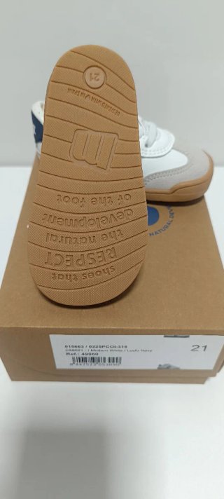 Zapatillas bebé MTNG T21 nuevas blancos velcro