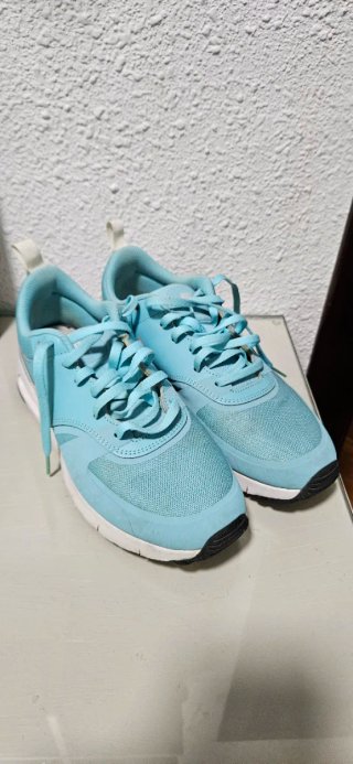 Zapatillas Nike Air Max Azules y Blancas