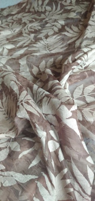 Tela organza diseño hojas