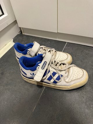 Zapatillas Adidas Blancas y Azules