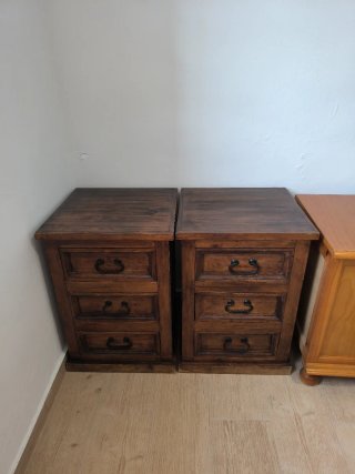 2 Mesitas de Noche Madera