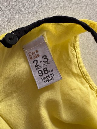 Vestido amarillo niña