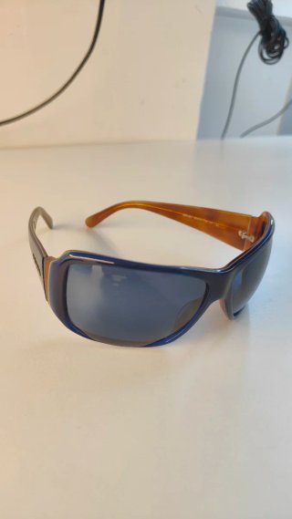Occhiali da sole Prada Vintage SPR09G con custodia