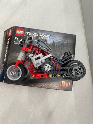 Lego Technic Moto 42132