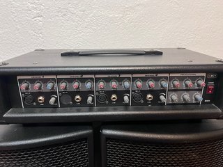 Mesa de Mezclas + 2 Altavoces + Ampli Guitarra