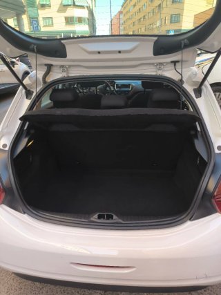 Peugeot 208 2017