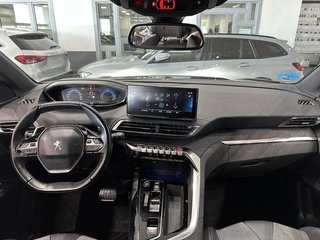 PEUGEOT 3008 1.6 PURETECH HYBRID 225 ALLURE