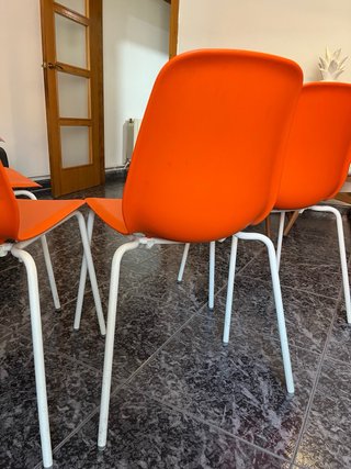 Juego de 4 Sillas Naranja 15€/u