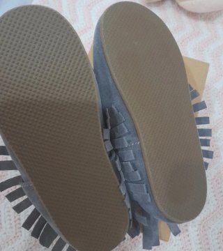 Sapatos Cinza Novos Tamanho 28